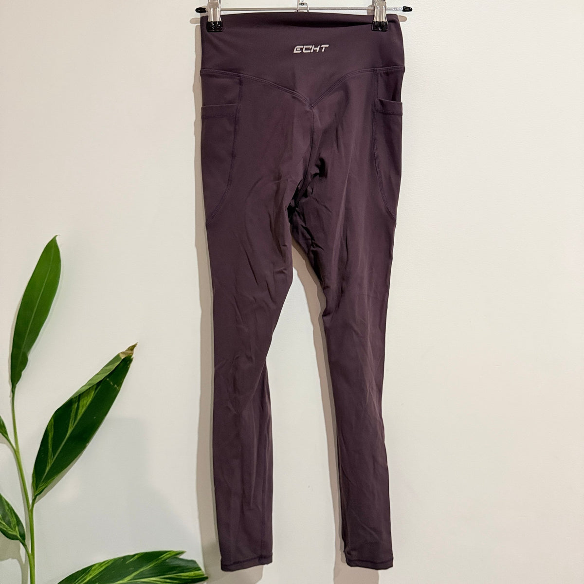 Echt Plum High Waist Pocket Leggings Size S