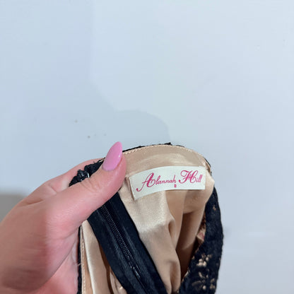 Alannah Hill Black Lace Pencil Skirt with Nude Lining Size 8
