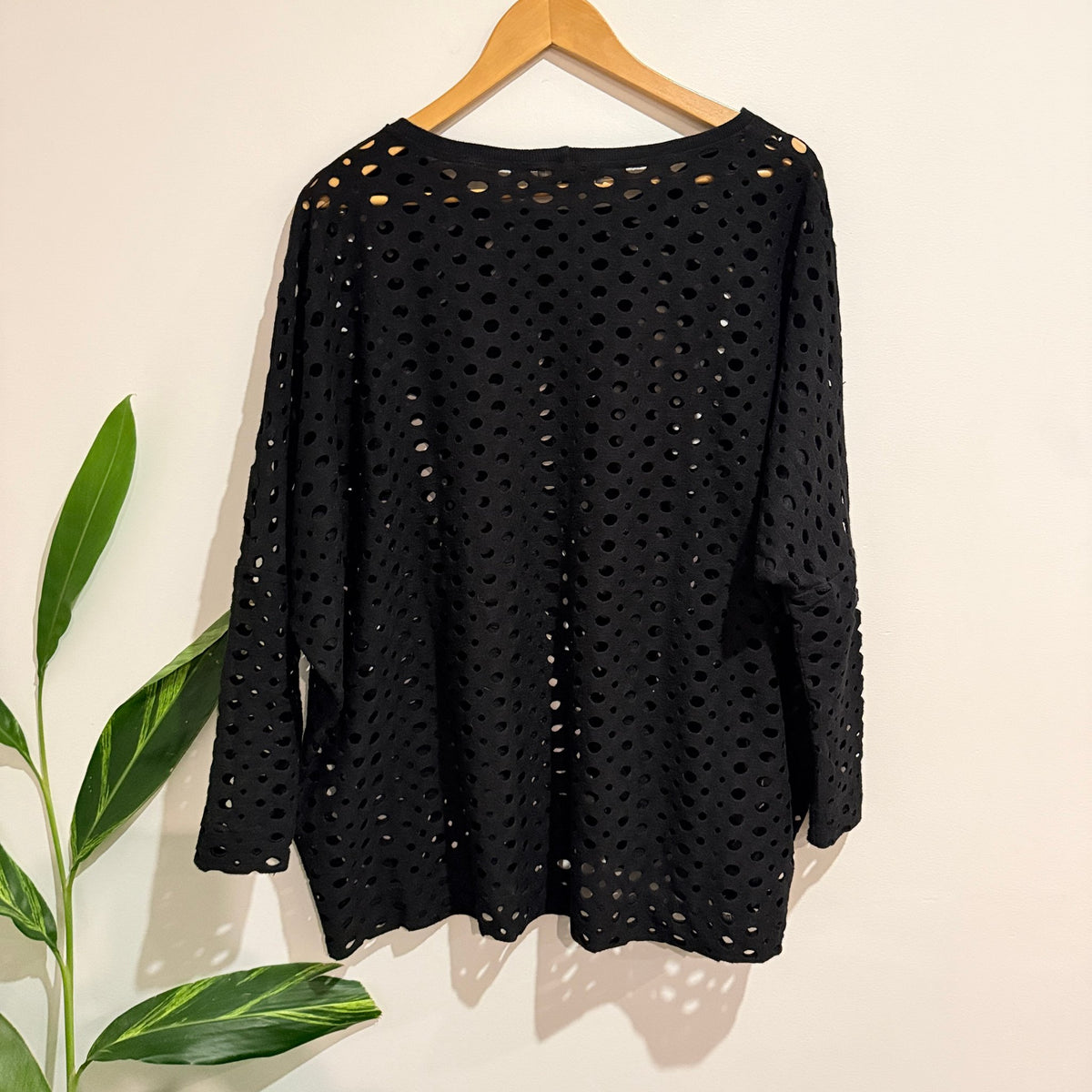 Lounge by Repertoire Black Perforated Batwing Top Size S