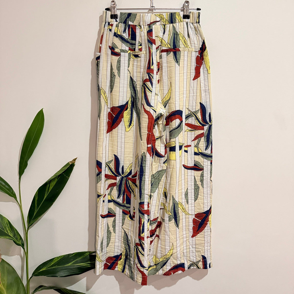 Leo+Be Tropical Leaf Stripe Wide Leg Pants Size 8