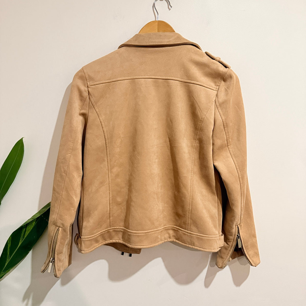 Table Eight Camel Faux Suede Biker Jacket with Leopard Lining Size 8