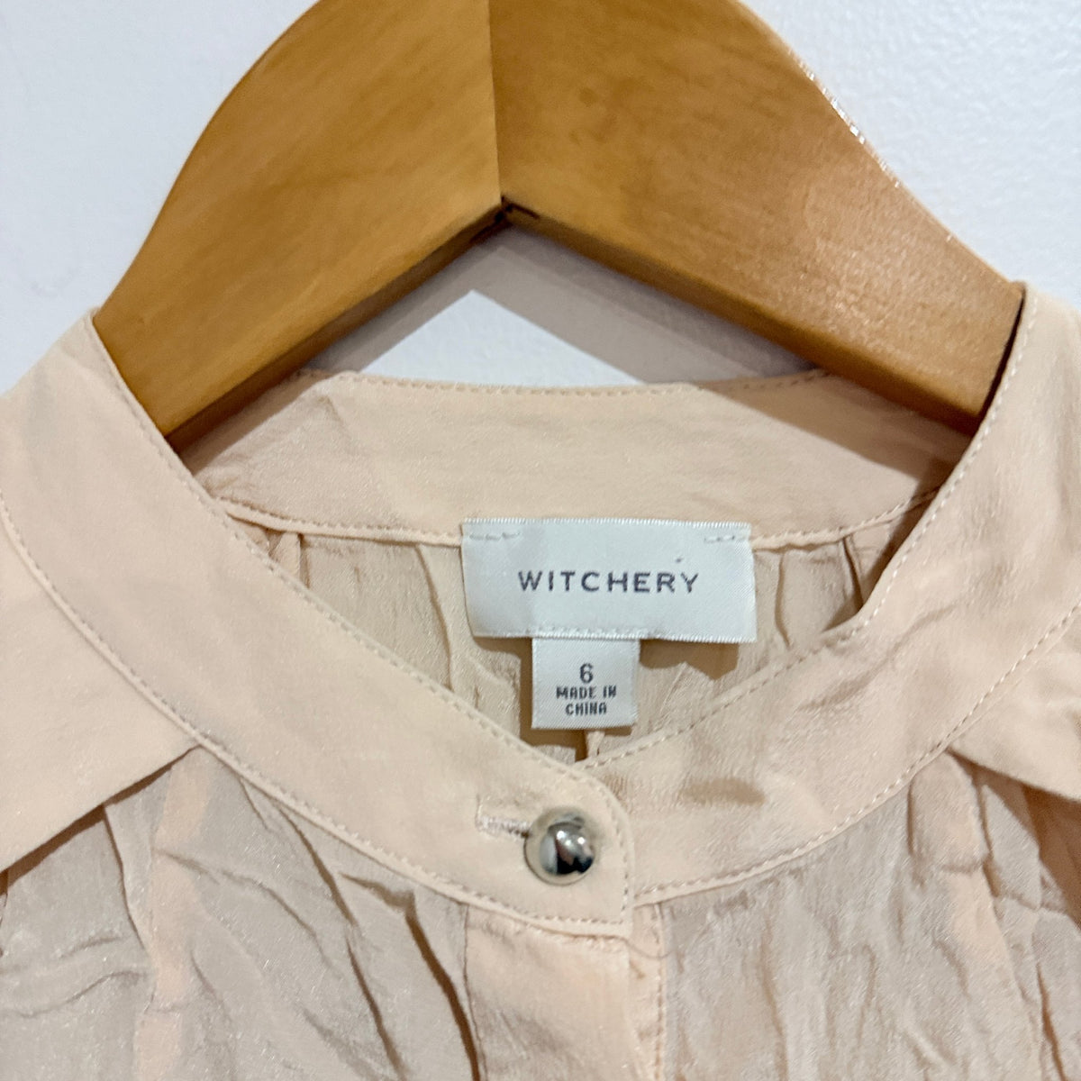 Witchery Silk Sleeveless Button Front Blouse Size 6