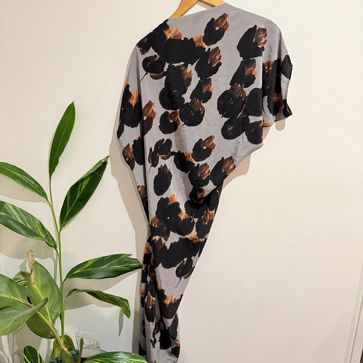 AllSaints Grey Floral Silk Dissolve Pia Asymmetric Dress Size UK 12