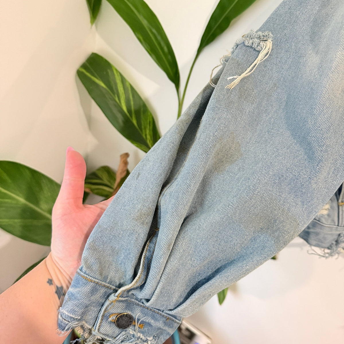 Sampson & Taylor Light Wash Distressed Oversized Denim Jacket Size M (marked)