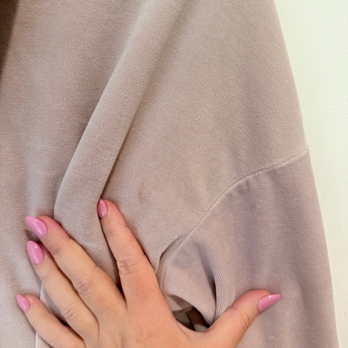 Calvin Klein Performance Blush Velour Cropped Hoodie Size M (marked)