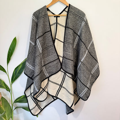 Marisa Grey & Cream Check Poncho Wrap One Size