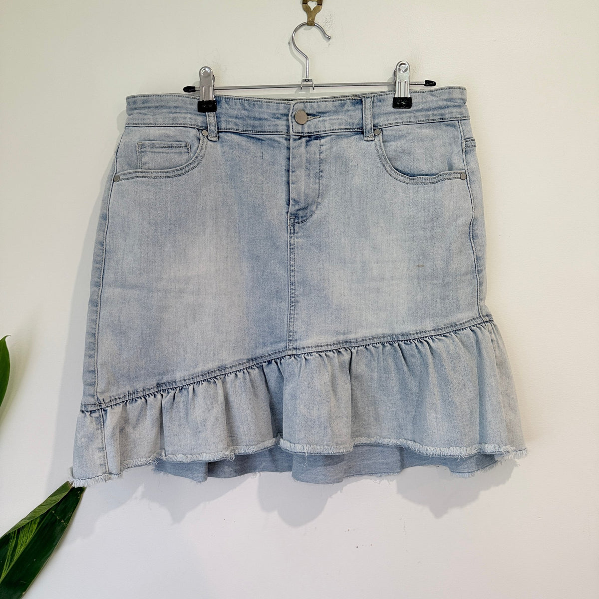 Seed Heritage Light Wash Denim Ruffle Hem Mini Skirt Size 14