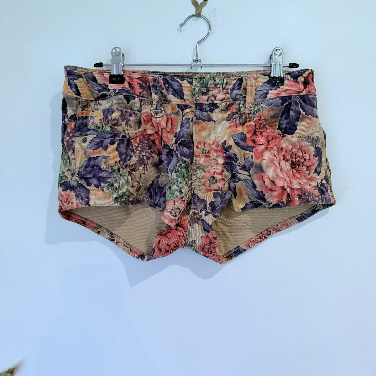 Neuw Floral Print Corduroy Mini Shorts W24