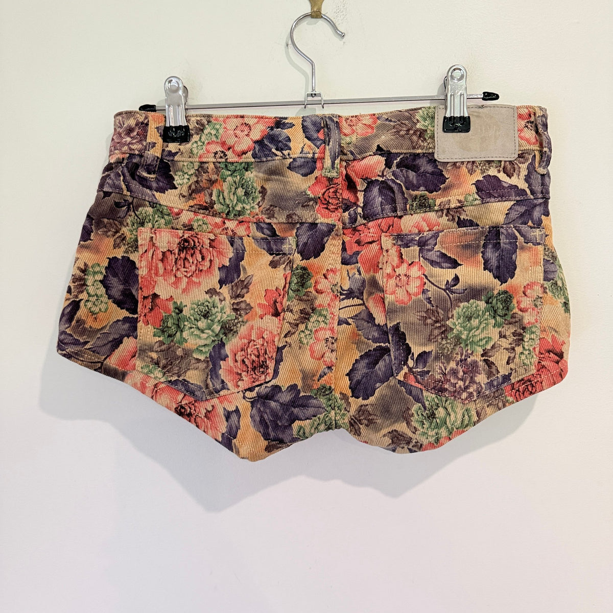 Neuw Floral Print Corduroy Mini Shorts W24