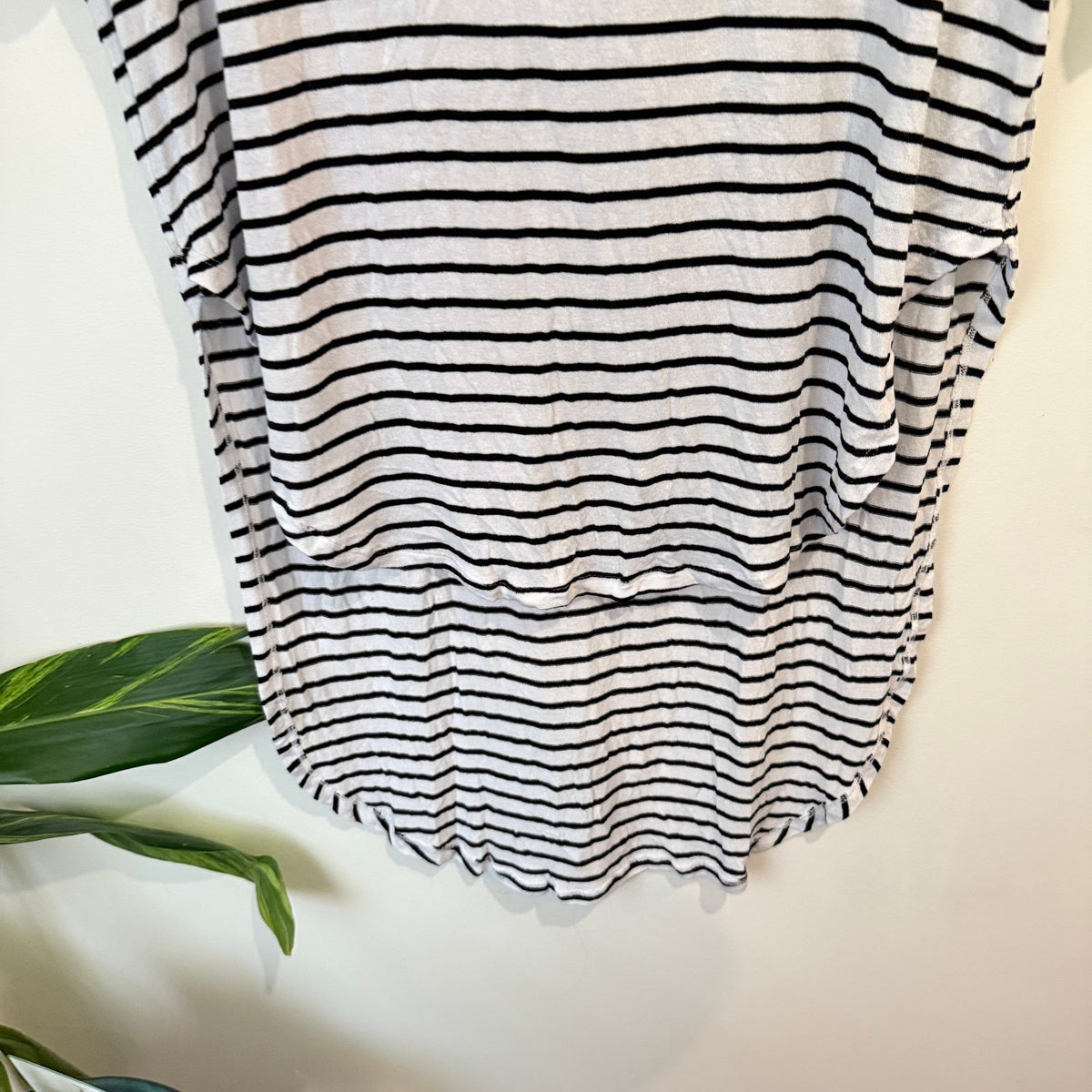 Decjuba Black & White Stripe Step Hem Longline Tunic Dress Size XS/S