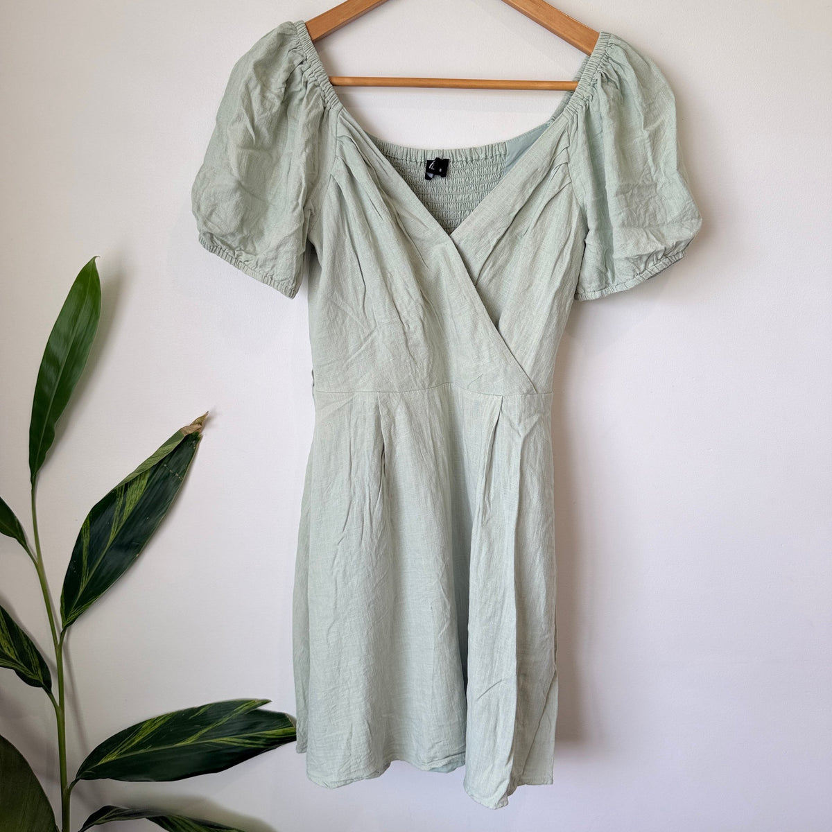 Dotti Sage Green Linen Blend Puff Sleeve Wrap Dress Size 8