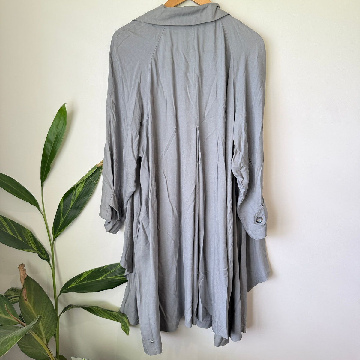 Bout Silks 100% Silk Cascade Front Longline Jacket Size 12