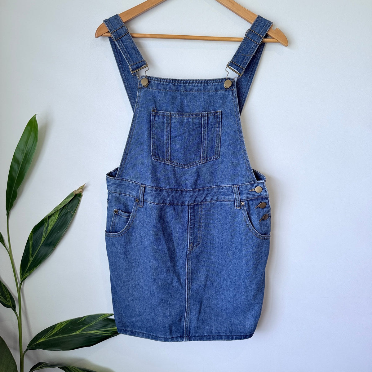 Boohoo Blue Mid Wash Denim Pinafore Dress Size UK 14