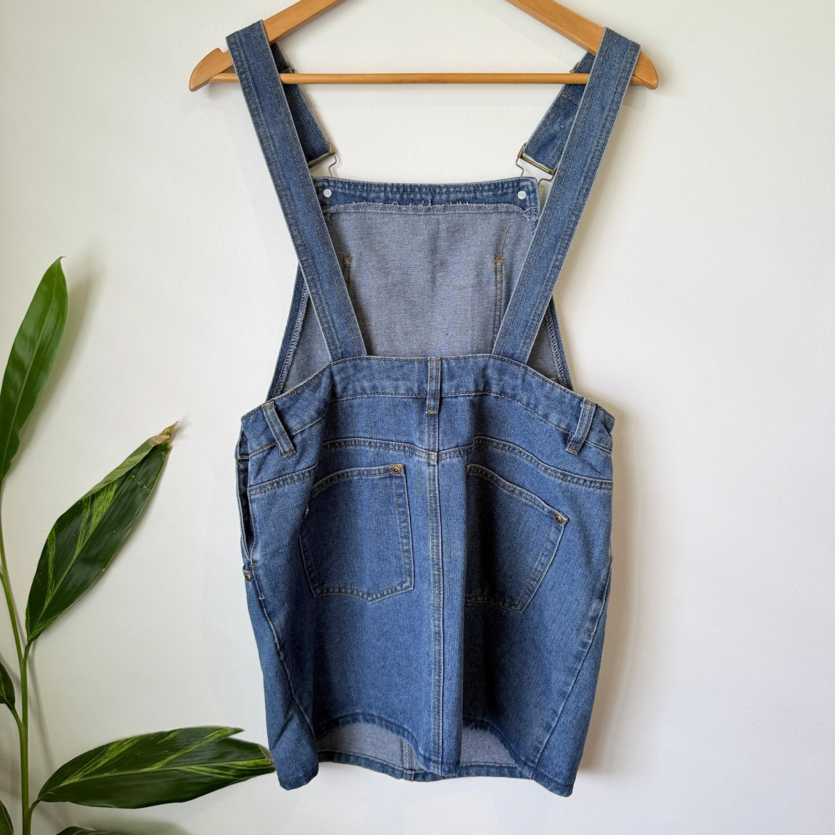 Boohoo Blue Mid Wash Denim Pinafore Dress Size UK 14