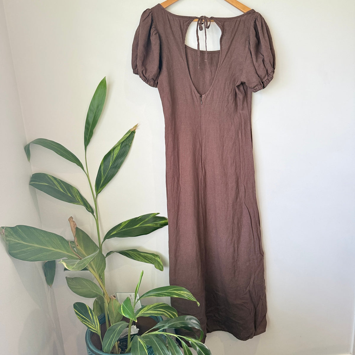 Glassons Chocolate Linen Blend Puff Sleeve Open Back Midi Dress Size 10