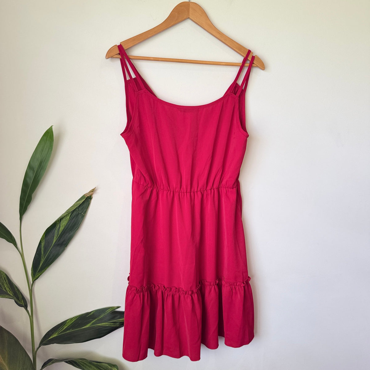 SHEIN Raspberry Pink Strappy Tiered Mini Dress Size M
