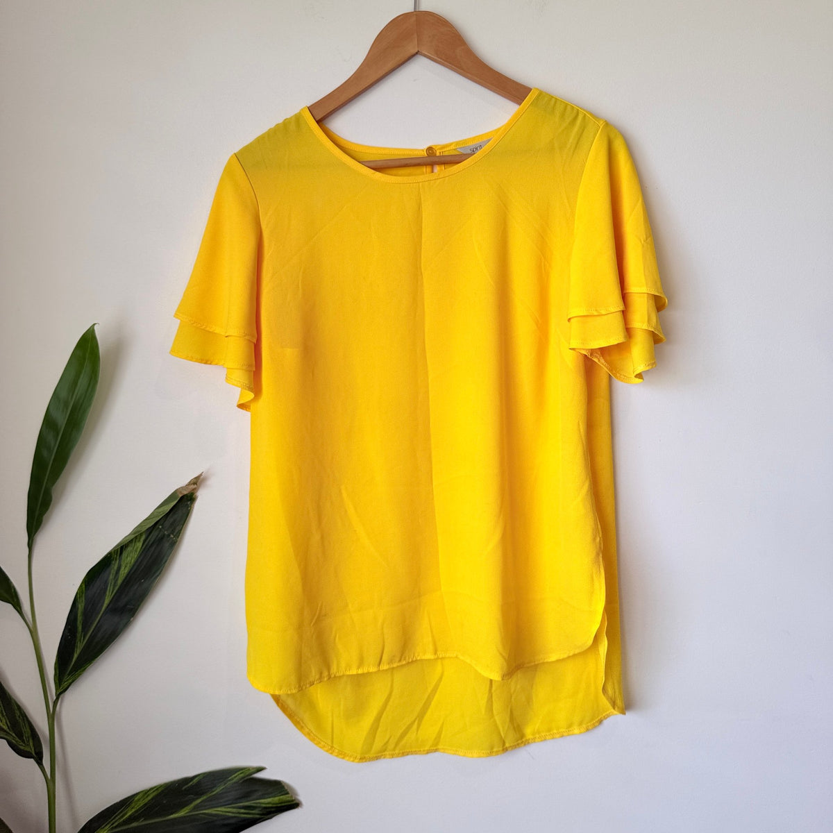Spirit Yellow Flutter Sleeve Keyhole Back Top Size 12