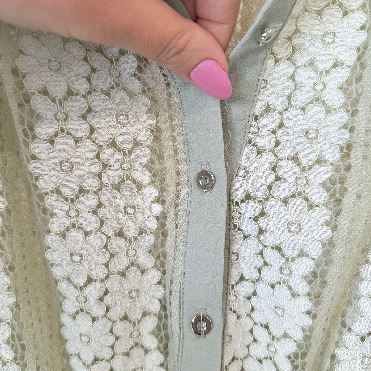 Moho & Mo Cream Daisy Lace Shirt Dress Size S | U/Arm to U/Arm 39cm