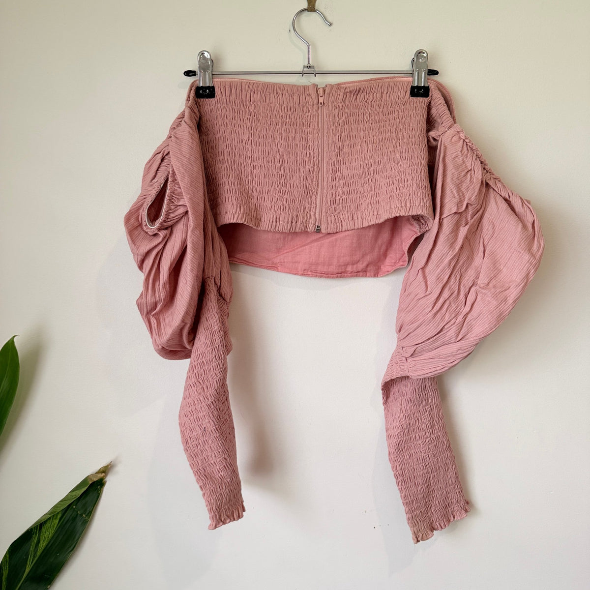 Dazie Dusty Pink Off Shoulder Puff Sleeve Crop Top Size 10