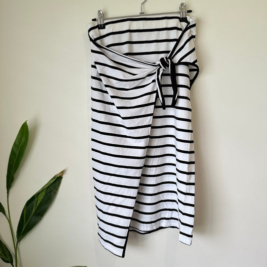 Betty Basics White & Black Stripe Tie Front Midi Skirt Size 10