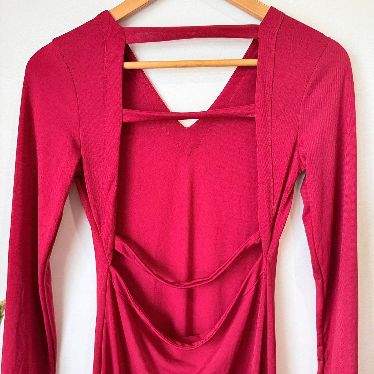 Raspberry Red Open Back Long Sleeve Bodycon Midi Dress Size U/Arm to U/Arm 37cm