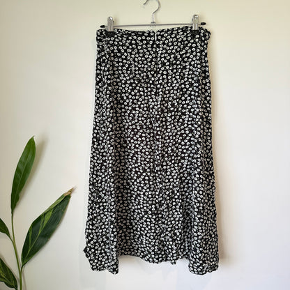 SHEIN Black & White Ditsy Floral Split Midi Skirt Size S