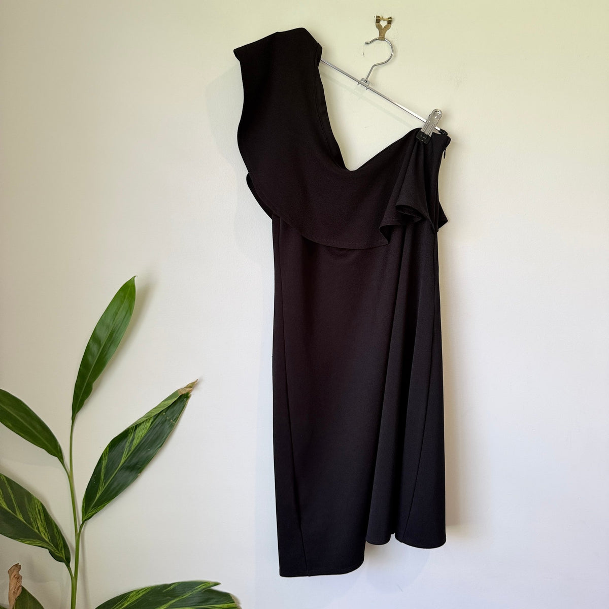 Black One Shoulder Ruffle Midi Dress - 42cm u/arm