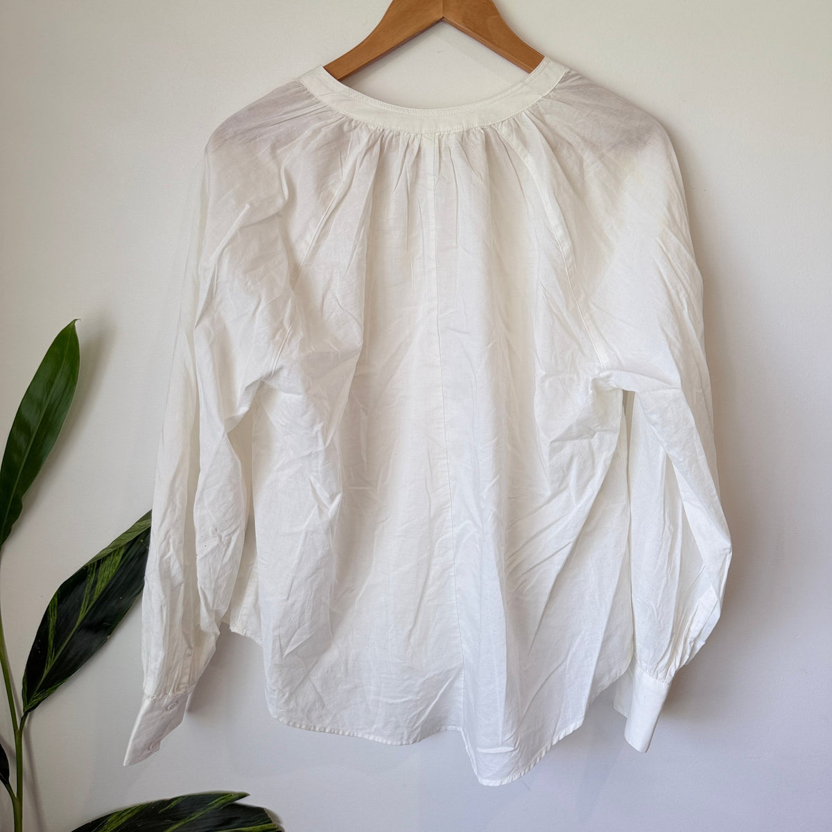 H&M White Cotton Split Neck Blouse Size M