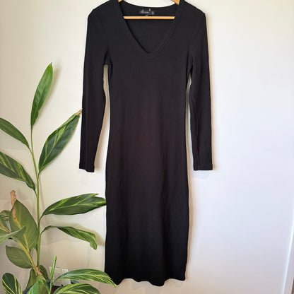 Decjuba Black Rib V-Neck Long Sleeve Midi Dress Size M