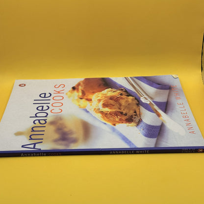 Annabelle Cooks by Annabelle White