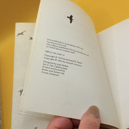 Jonathan Livingston Seagull by Richard Bach (Pan, 1973)