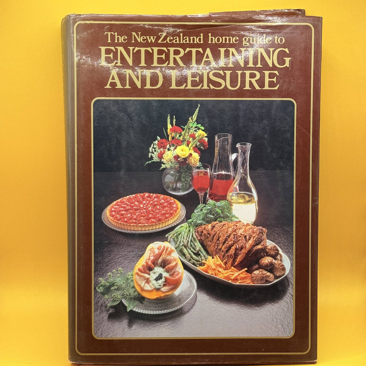 (Vintage) The New Zealand Home Guide to Entertaining and Leisure