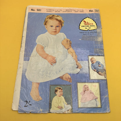 Patons Knitting Book No. 581: Baby Wear by Patons