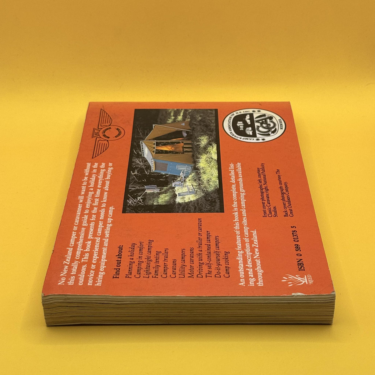 The Mobil New Zealand Camping and Caravanning Guide by Brian Joyce and Eric Turner 1981