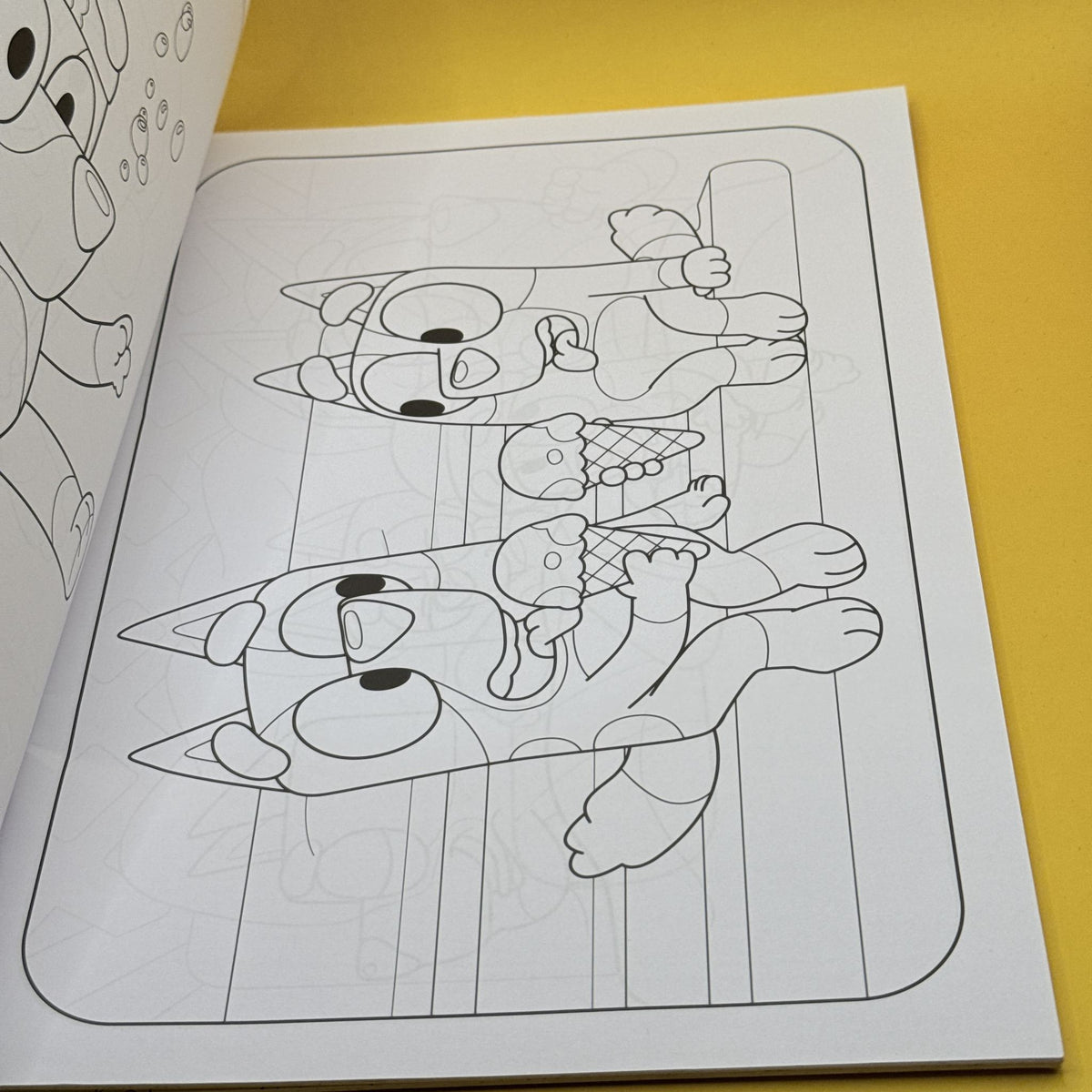 Bluey: Merry Christmas — A Colouring Book by Bluey