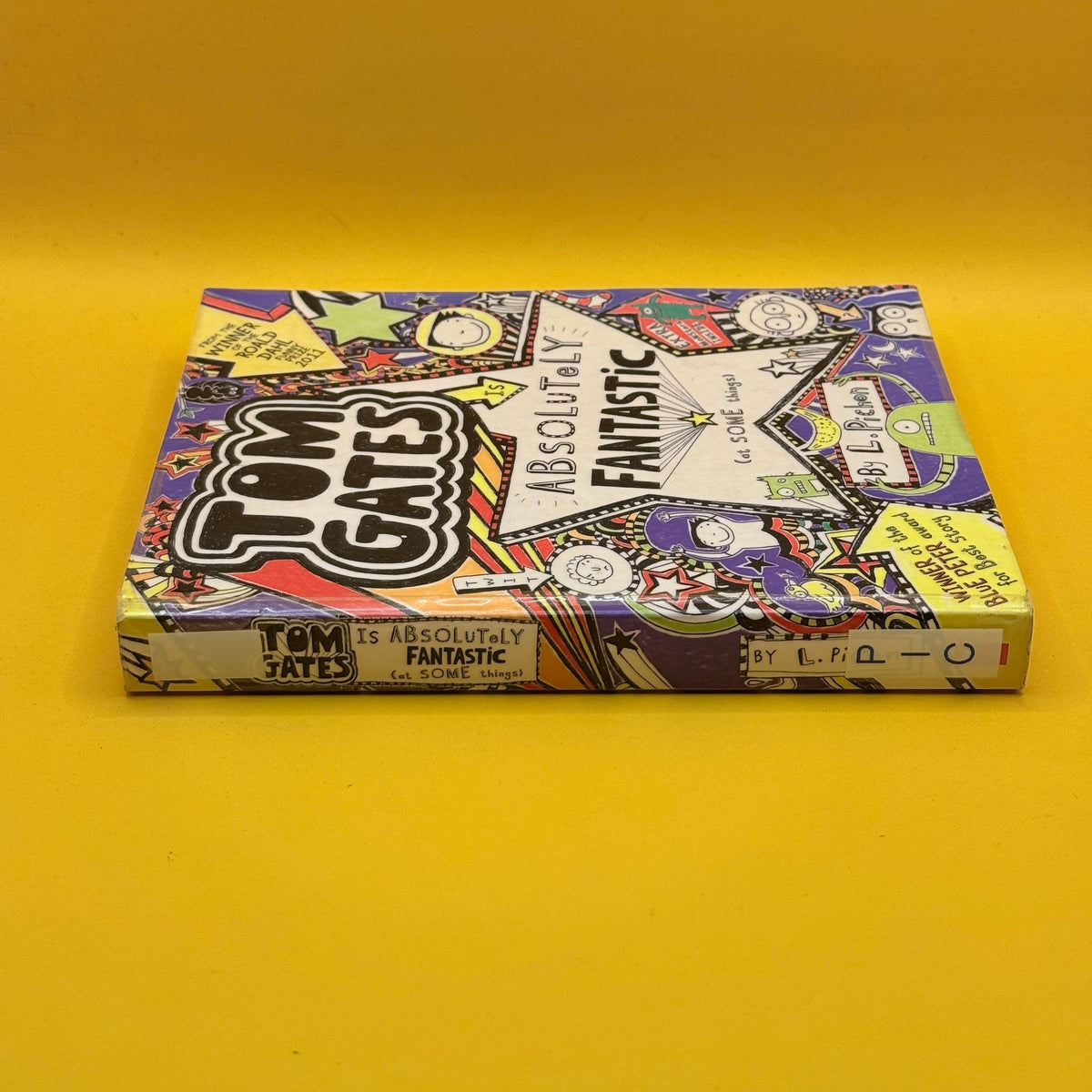 Tom Gates: Absolutely Fantastic (at Some Things) by Liz Pichon