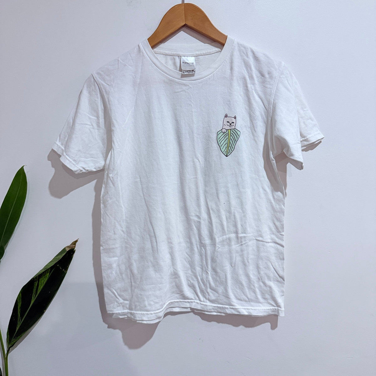 RIPNDIP White Cat Graphic Tee Size S