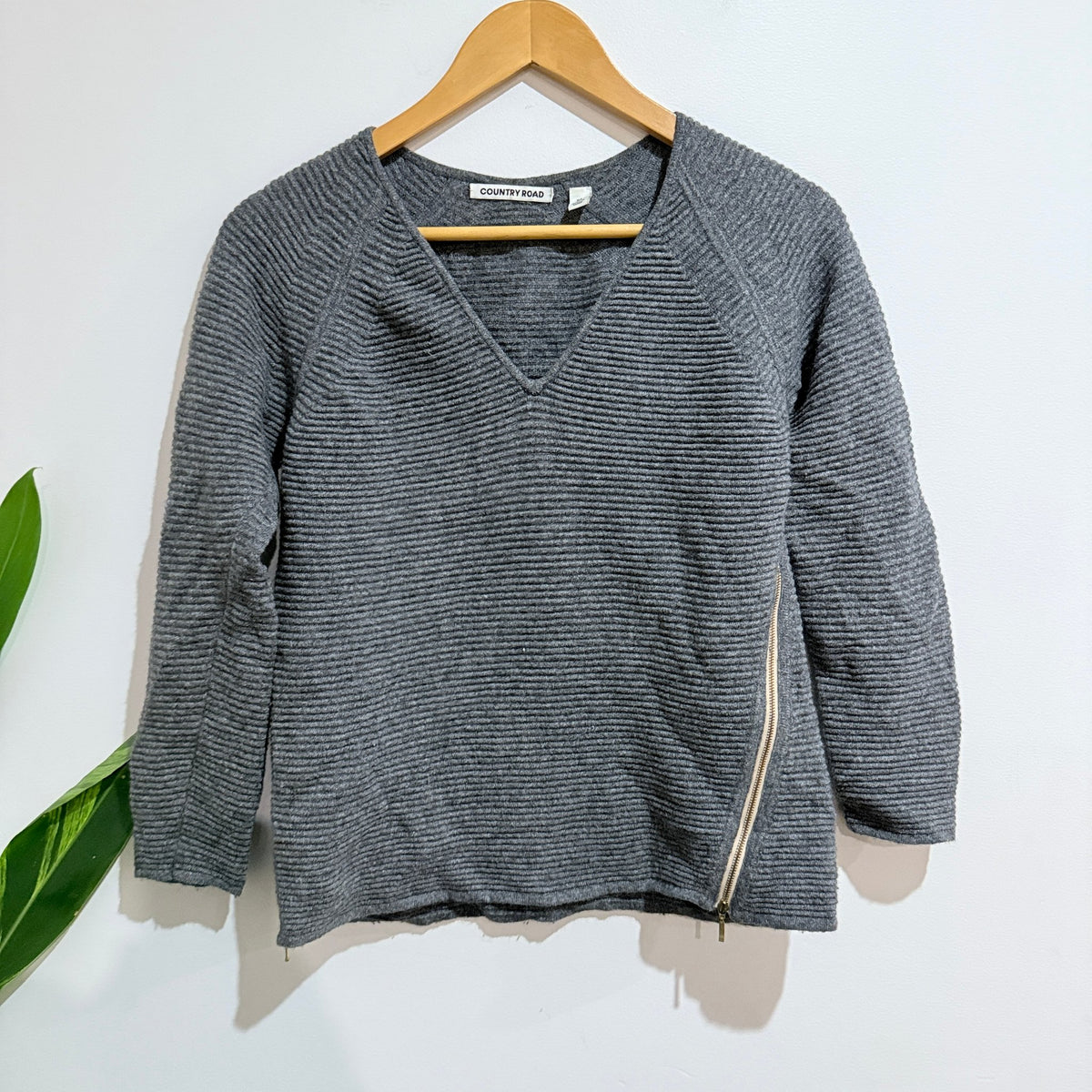 Country Road Grey Ribbed V-Neck Side Zip Jumper Size XS