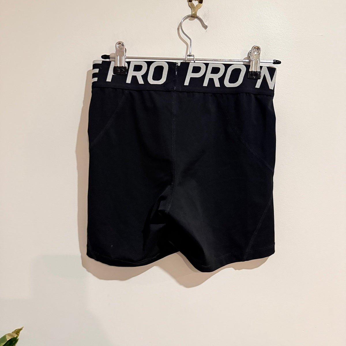 Nike Pro Black Dri-FIT Shorts Size M