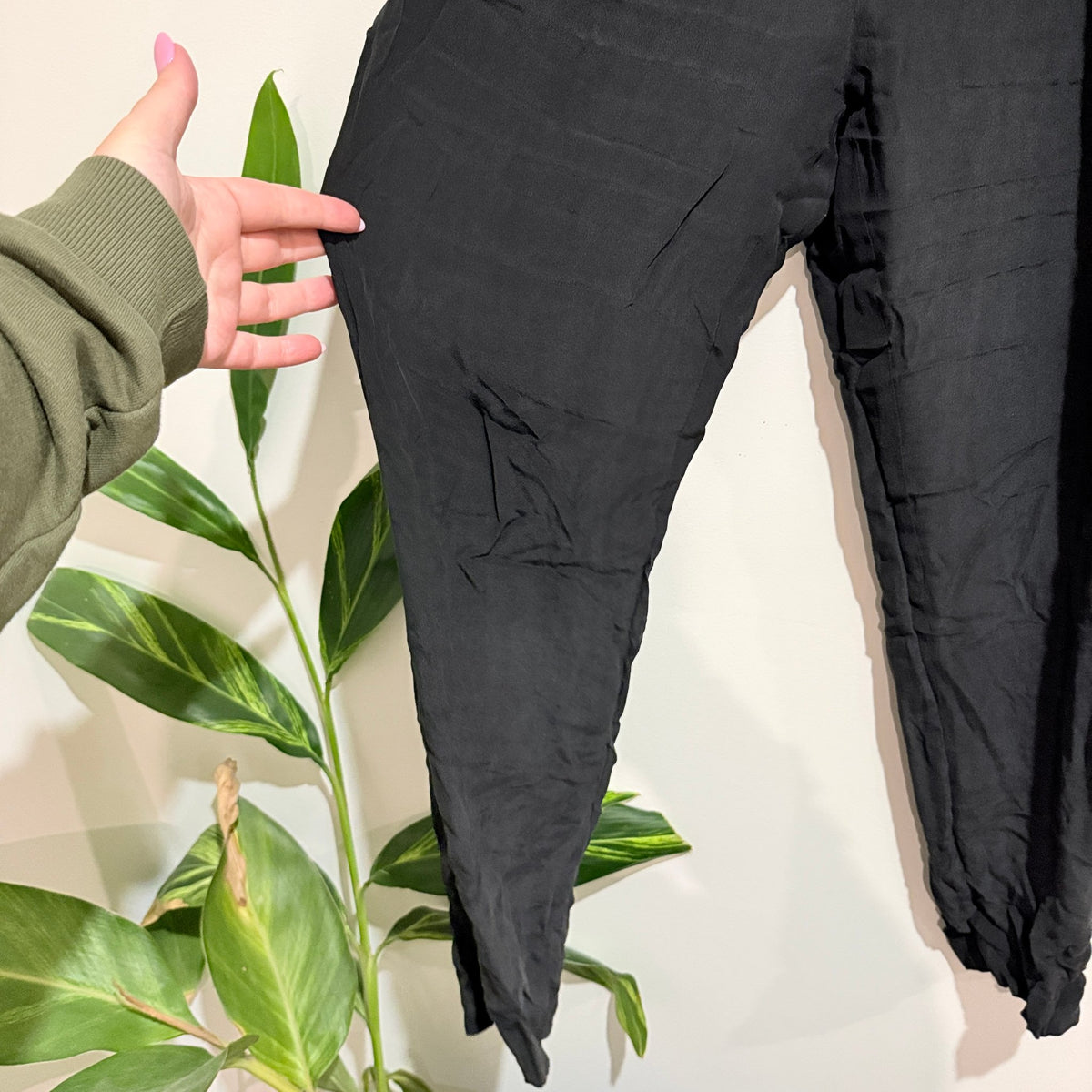 Zimmermann Black Elastic Waist Silk Pants Size 0 | Waist 74cm