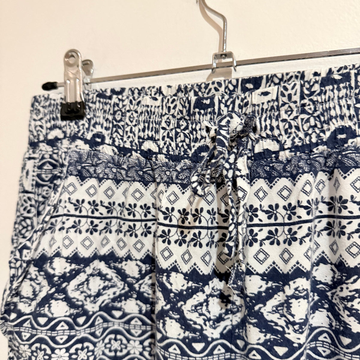 Emerson Navy & White Print Drawstring Pants Size 8