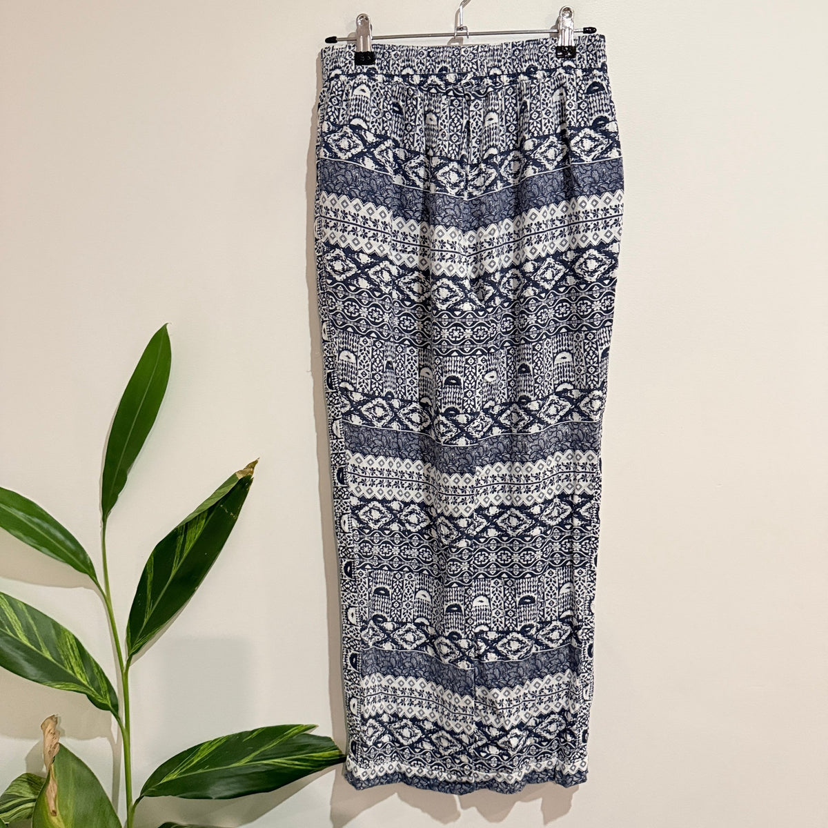 Emerson Navy & White Print Drawstring Pants Size 8