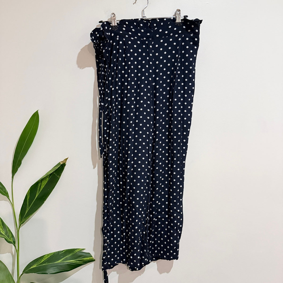 Seed Heritage Navy Polka Dot Tie Waist Pants Size 10