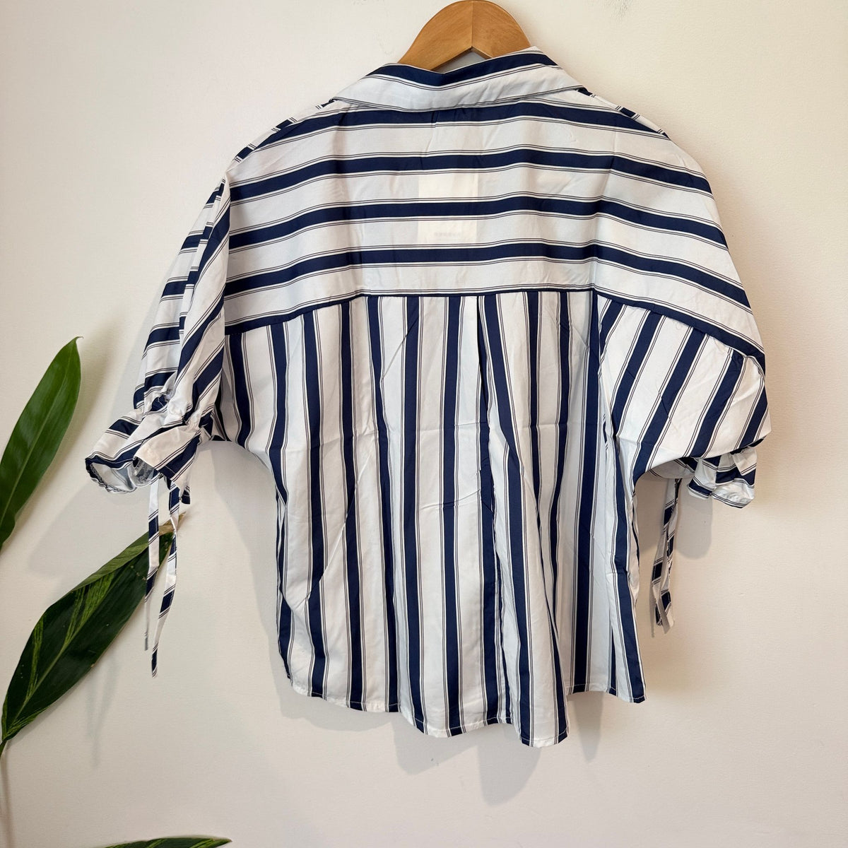 Blue and White Striped Tie Sleeve Shirt - XL