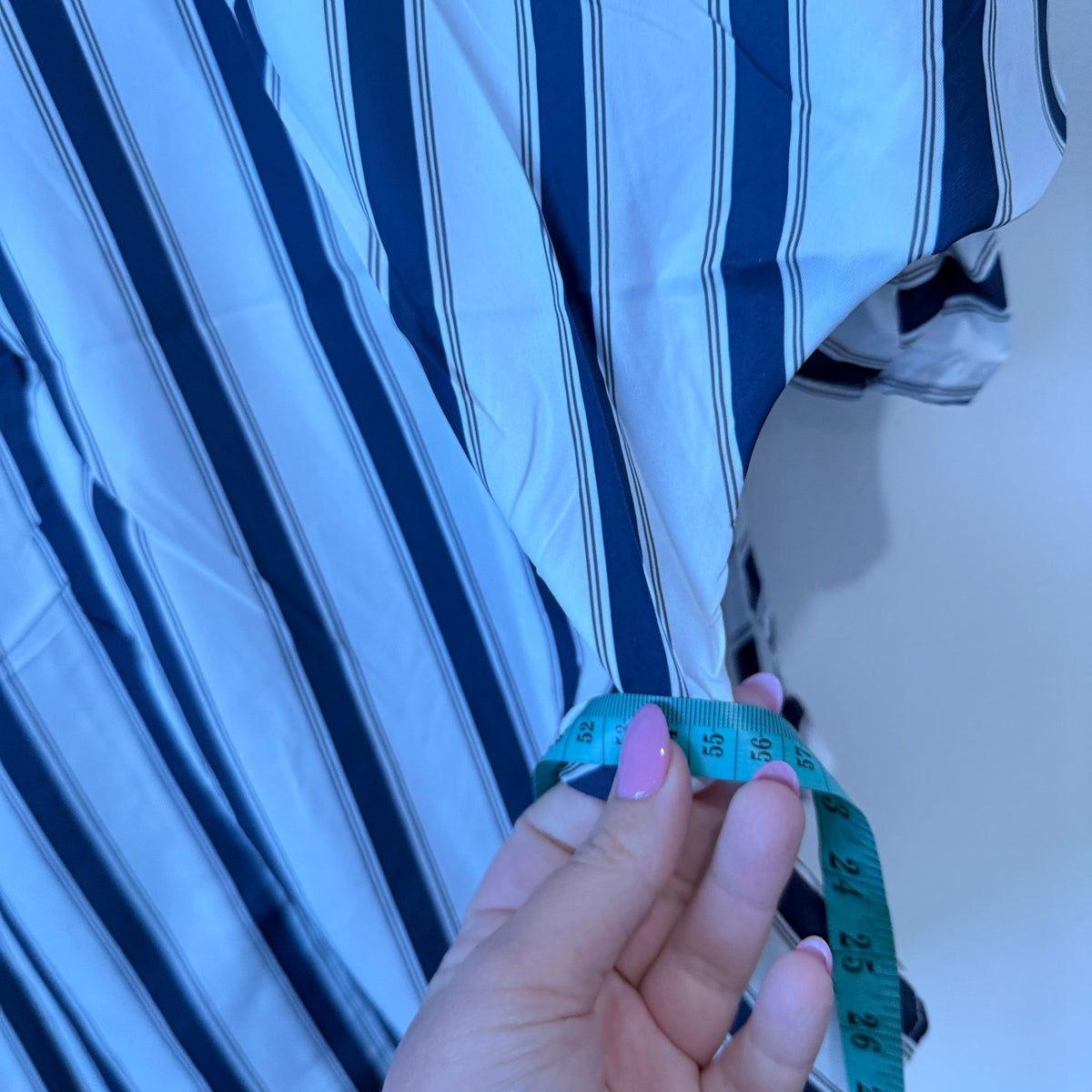 Blue and White Striped Tie Sleeve Shirt - XL