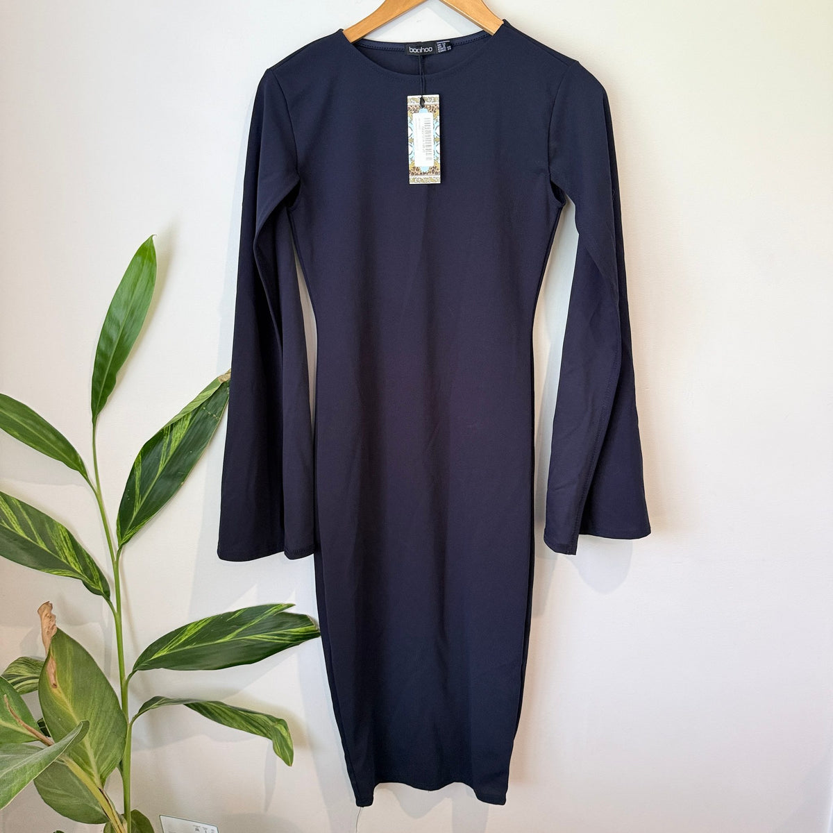 boohoo Navy Bell Sleeve Midi Dress - UK 12