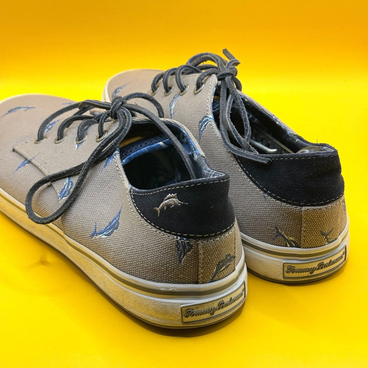 Tommy Bahama Grey Marlin Print Casual Shoes - US 10.5