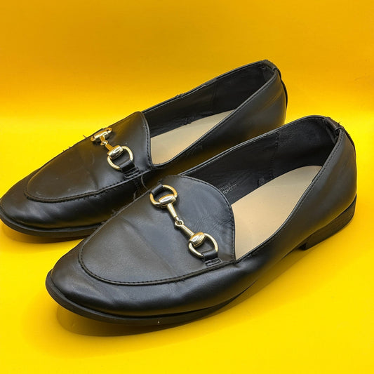 Anko Black Loafers with Gold-Tone Detail - Size 8
