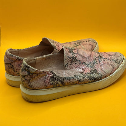 Belle Scarpe Radha Printed Slip-On Shoes - Size 40