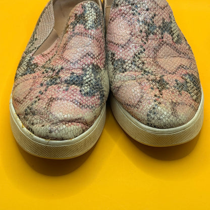 Belle Scarpe Radha Printed Slip-On Shoes - Size 40